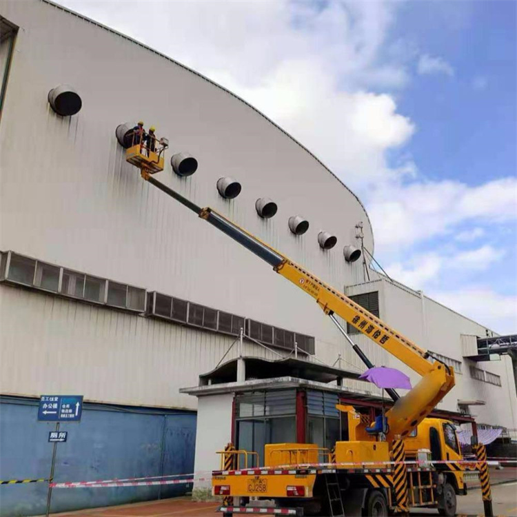 歙县高空作业车出租服务：专业广告牌安装解决方案